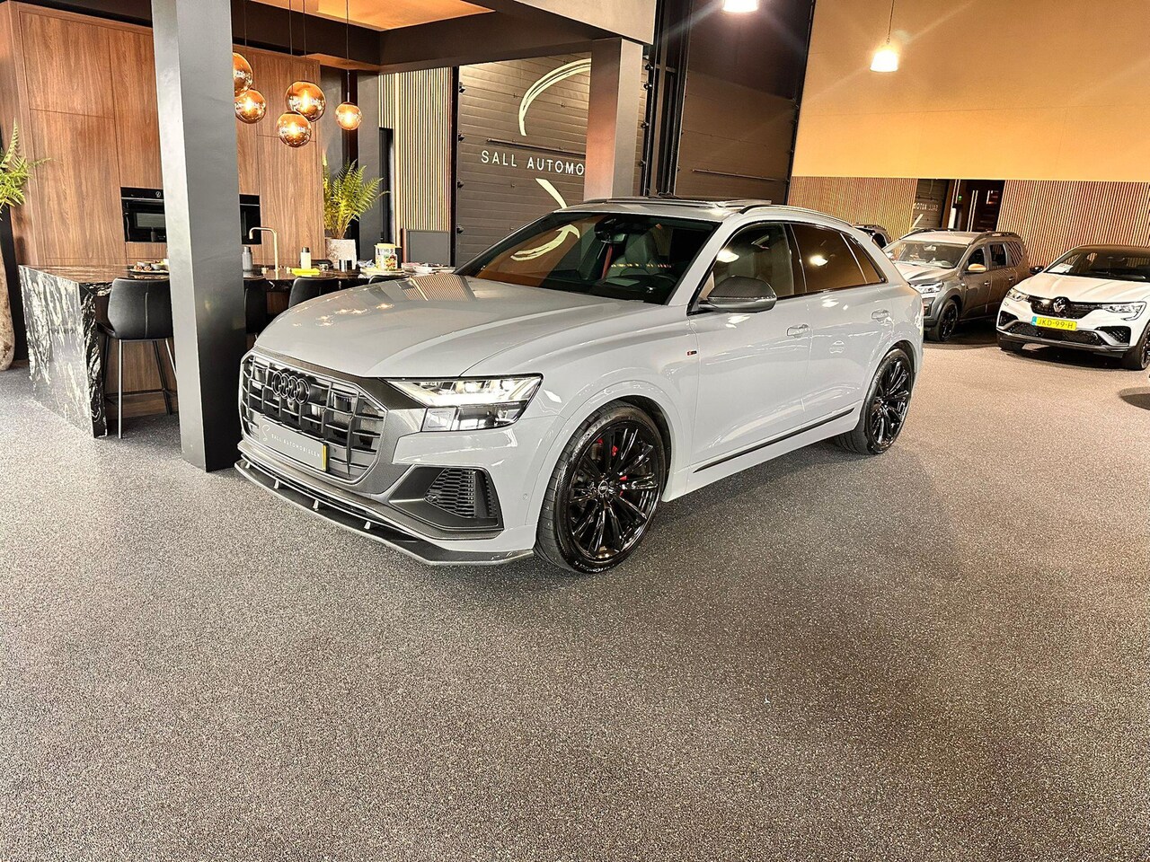 Audi Q8 - 55 TFSI e quattro Pro Line Advanced Volledig PPF/Pano/S-Line/Navi/Camera - AutoWereld.nl