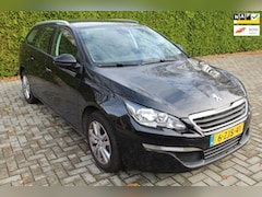 Peugeot 308 SW - 1.2 e-THP Allure -- Motorstoring