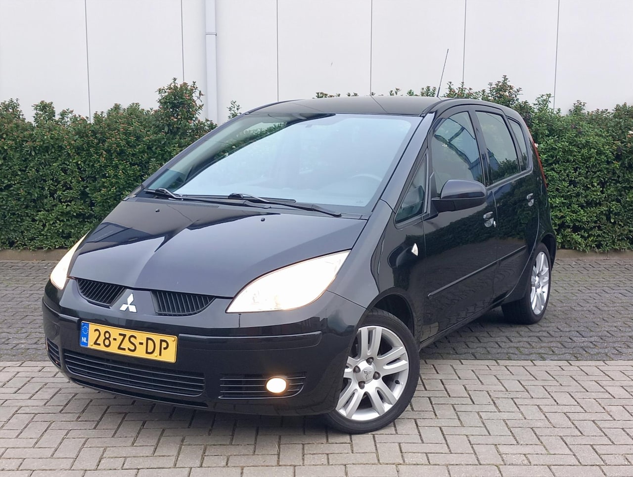 Mitsubishi Colt - 1.3 CZ5 95 pk Incharge Airco - AutoWereld.nl