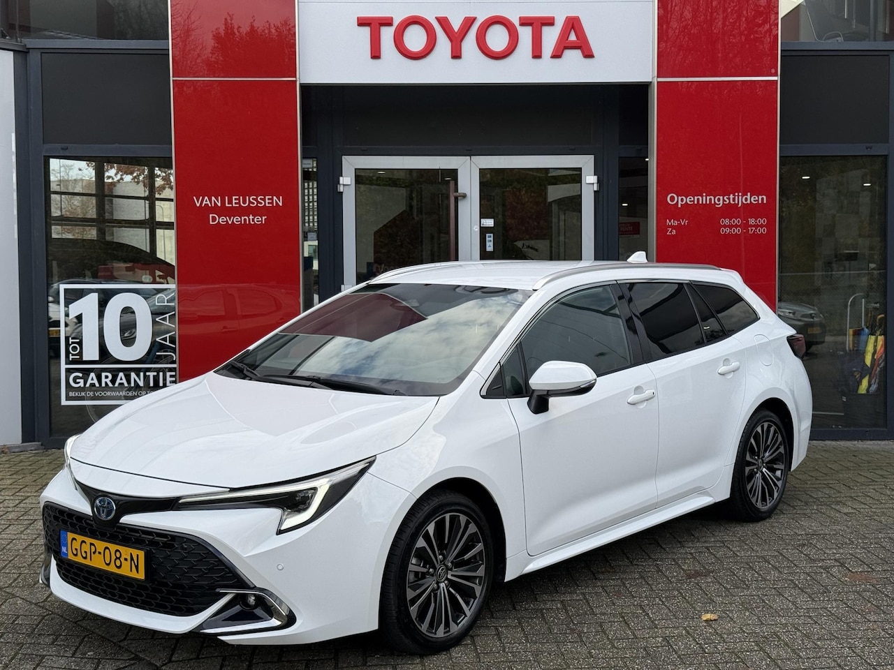 Toyota Corolla Touring Sports - Hybrid 140 Dynamic - AutoWereld.nl