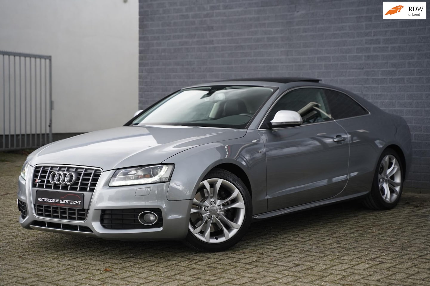 Audi A5 Coupé - 4.2 FSI S5 quattro V8 354pk Automaat, Panoramadak - AutoWereld.nl