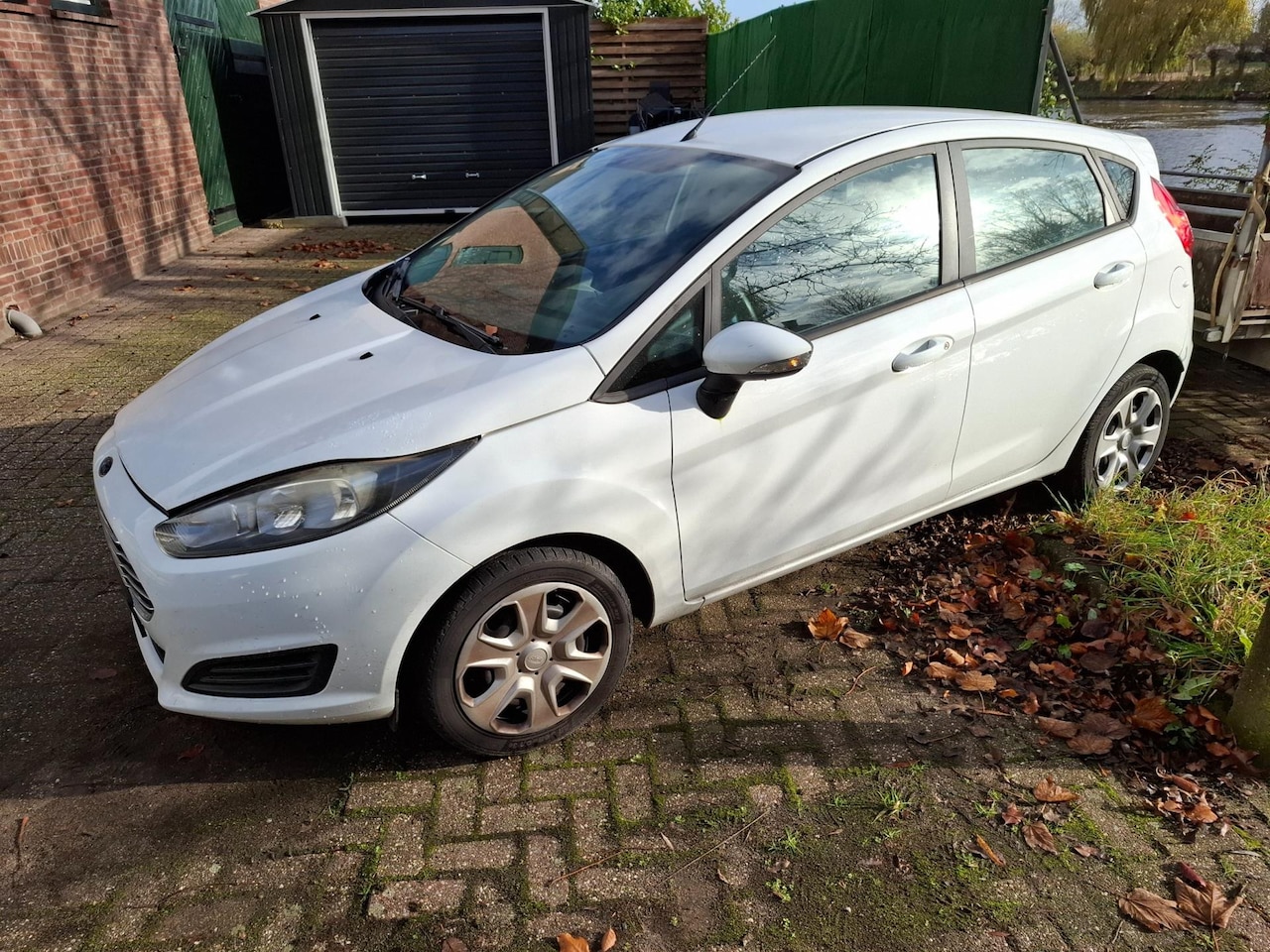 Ford Fiesta - 1.0 Style distributieriem defect!!!!!@ - AutoWereld.nl