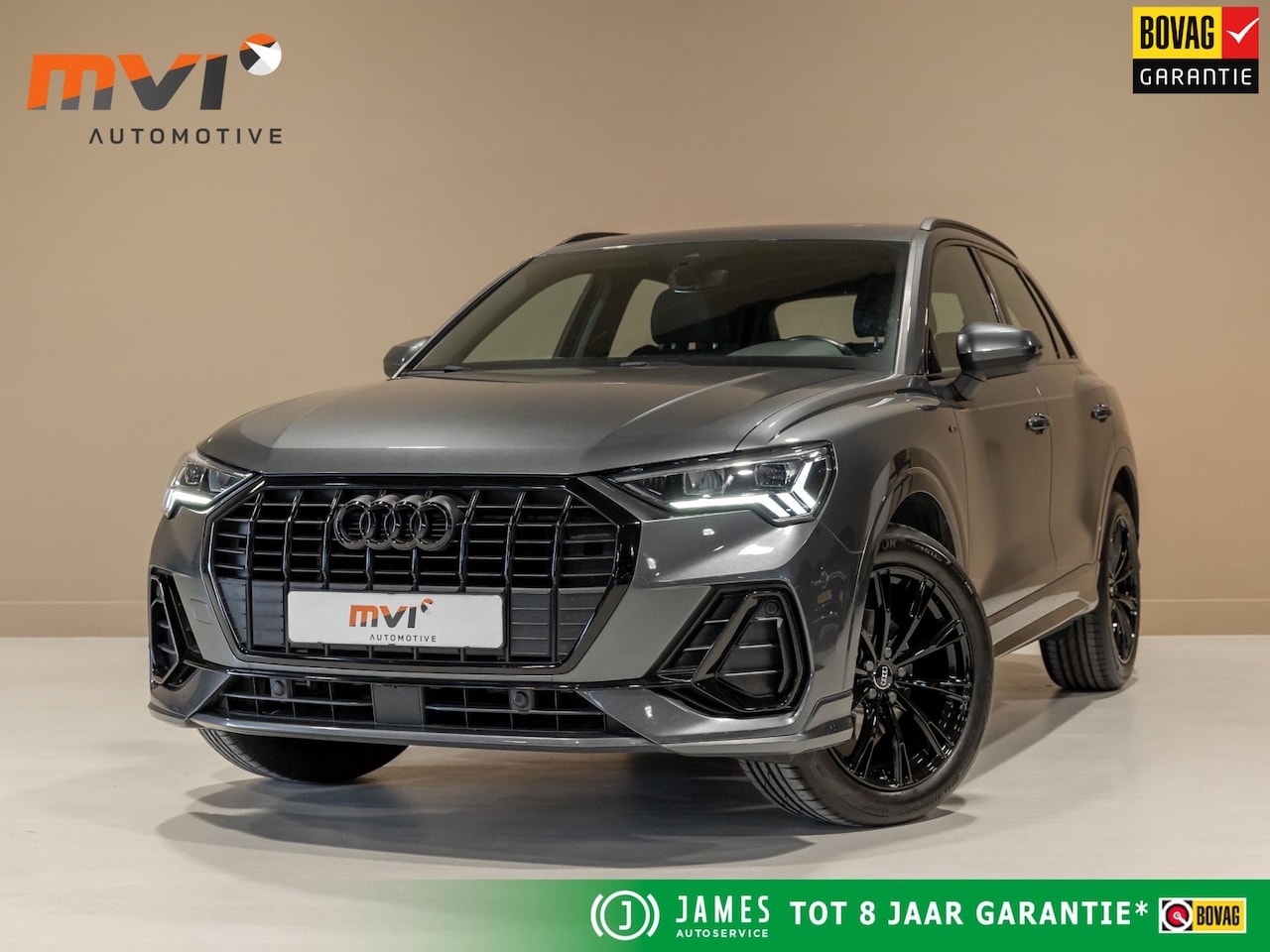 Audi Q3 - 35 TFSI 2x S Line / 150pk / Panorama dak / Achteruitrij camera / Keyless entry / - AutoWereld.nl