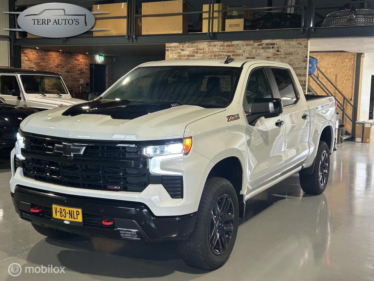 Chevrolet Silverado - USA Trail Boss 6.2 V8 2024 Bpm vrij! - AutoWereld.nl