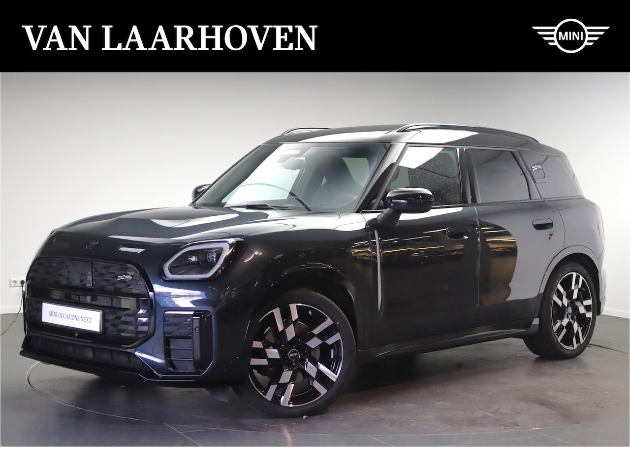 MINI Countryman - E / John Cooper Works / Pakket XL / 20" John Cooper Works Flag Spoke 2-tone - AutoWereld.nl