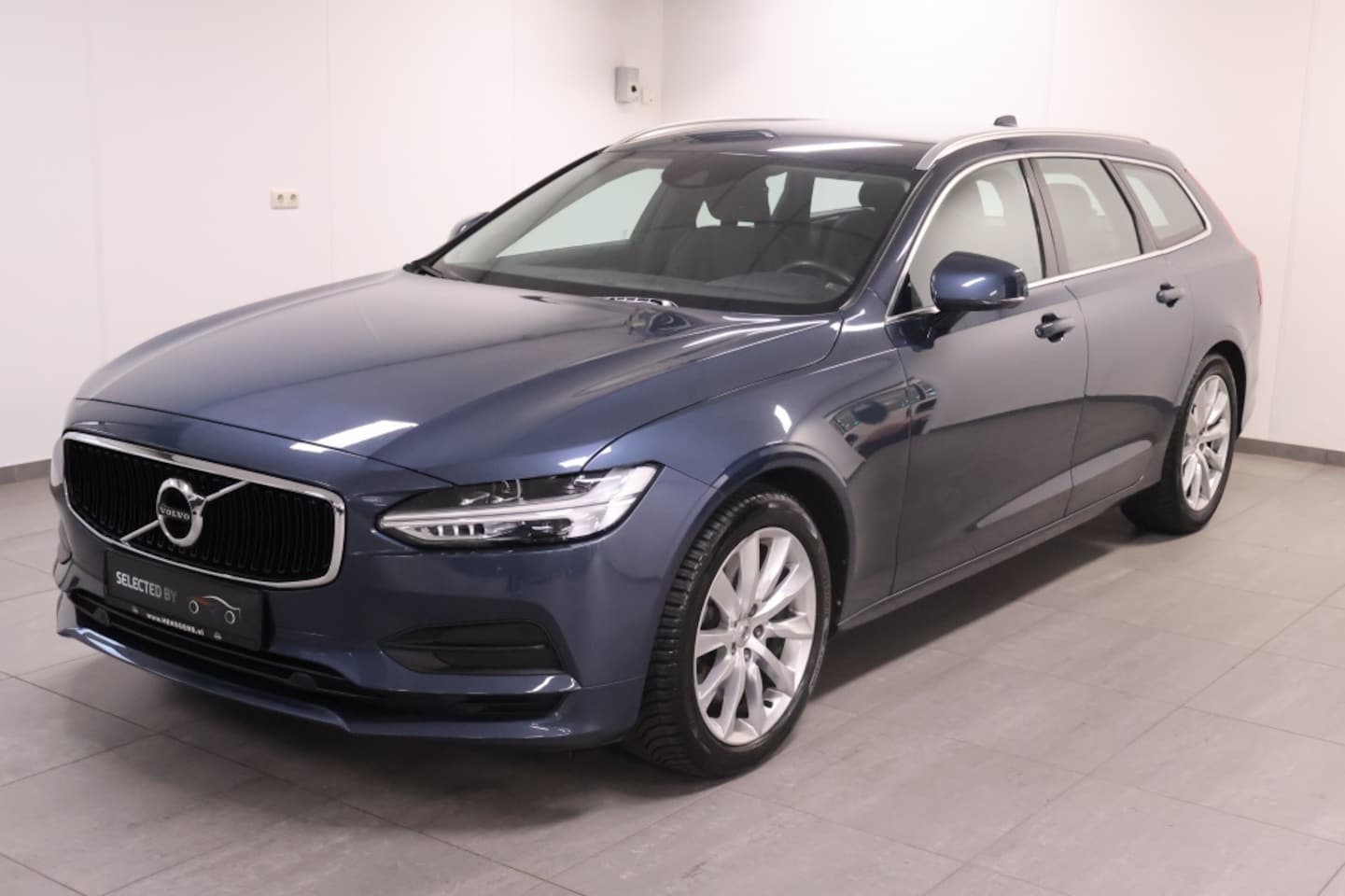 Volvo V90 - 2.0 T4 R-Design 2.0 T4 R-Design - AutoWereld.nl