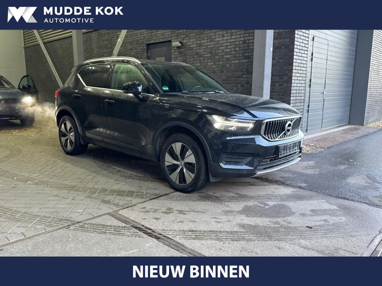 Volvo XC40 - T4 Recharge Inscription Expr. | Stoel+Stuurverwarming | Camera | Apple Carplay | Elektrisc - AutoWereld.nl
