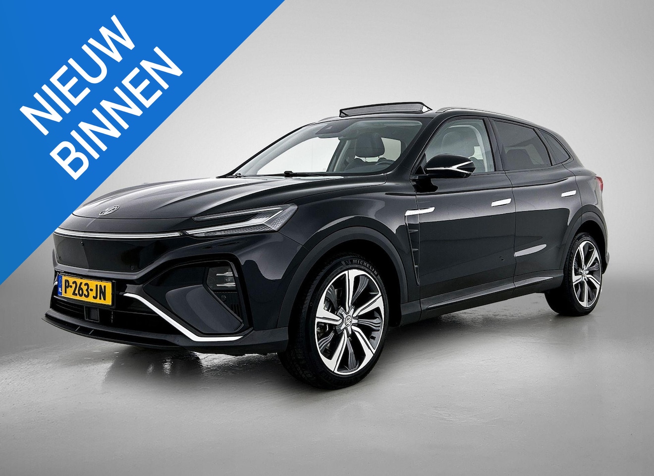 MG Marvel R - Luxury 70 kWh | Panoramadak | Zwart Leder | Led Sfeerlicht | 360 Camera | - AutoWereld.nl