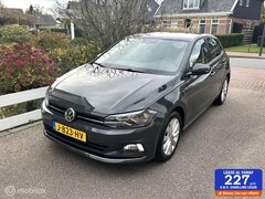 Volkswagen Polo - 1.0 TSI 95PK DSG AUTOMAAT HIGHLINE CARPLAY CLIMATE CONROLE SFEERVERLICHTING PARKEERSENSORE