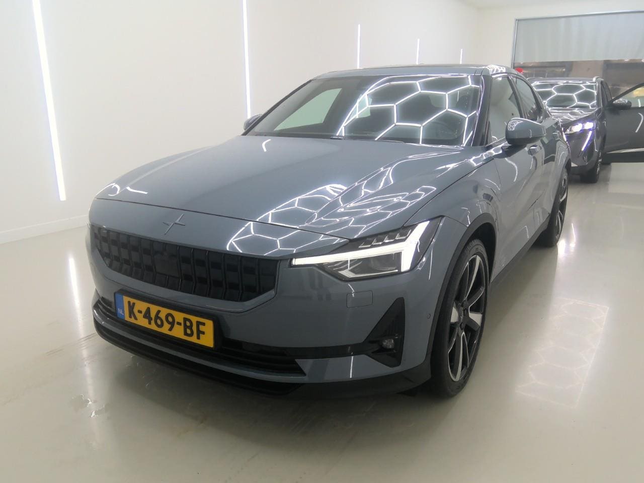 Polestar 2 - Long Range Dual Motor 408PK 78kWh 91% SoH [ PILOT PLUS+19INCH+CARPLAY+CAMERA+STOELVERWARMI - AutoWereld.nl