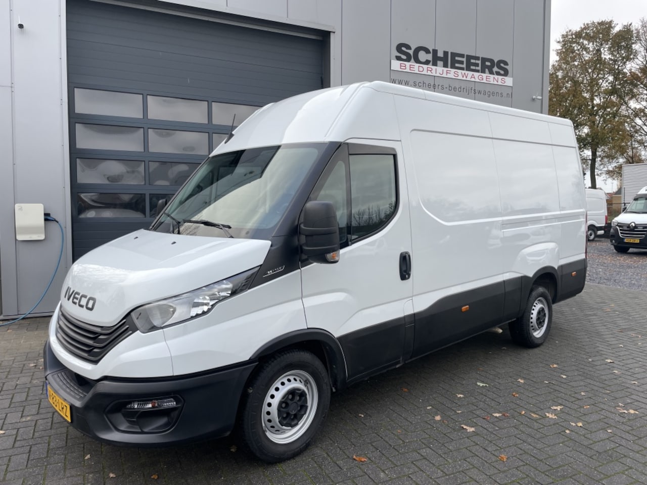 Iveco Daily - 35S14V 2.3 352L H2 Airco - AutoWereld.nl