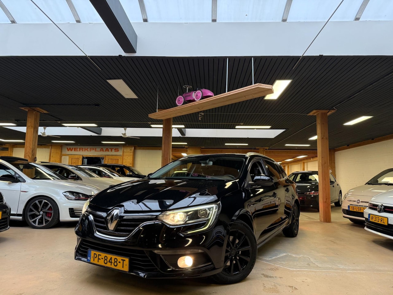 Renault Mégane Estate - 1.5 dCi Eco2 Zen Navi Airco Cruise Control - AutoWereld.nl