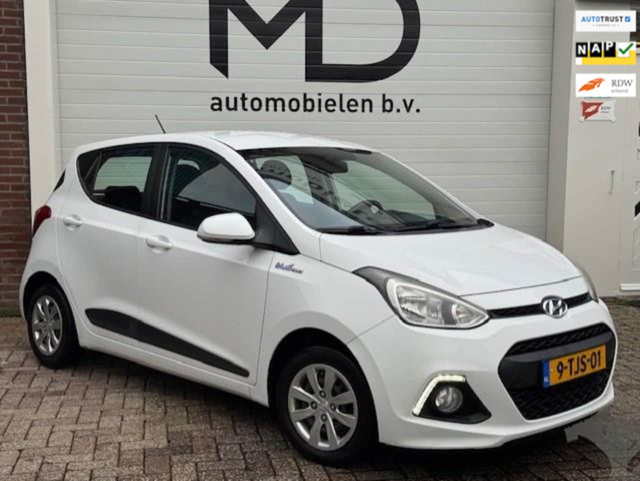 Hyundai i10 - 1.0i i-Motion Premium - Originele NL auto - LED - AutoWereld.nl