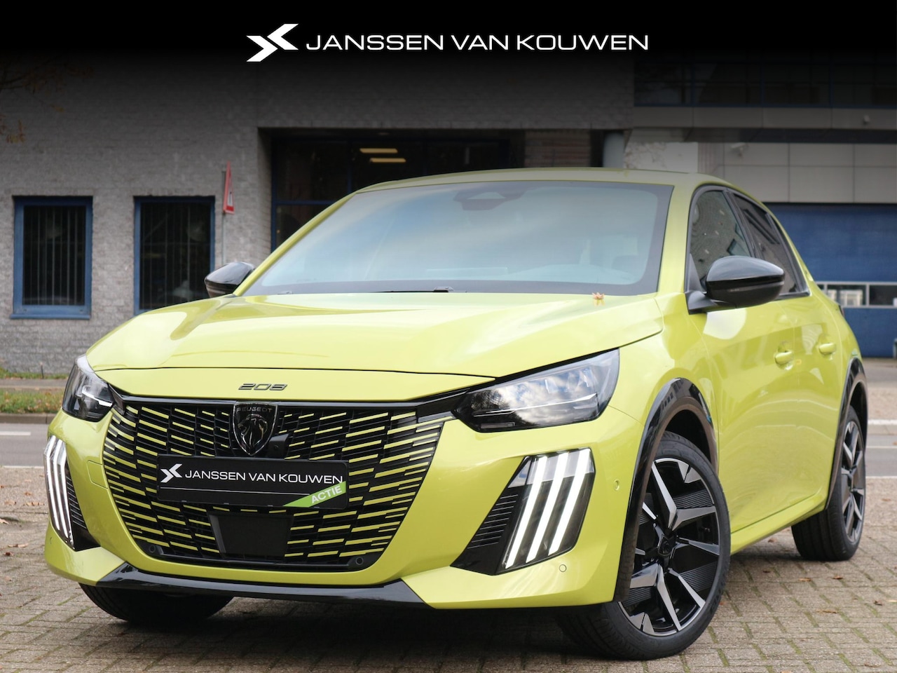 Peugeot 208 - 1.2 Hybrid 110 e-DCS6 GT / 360 Camera / Navigatie / Apple Carplay - AutoWereld.nl