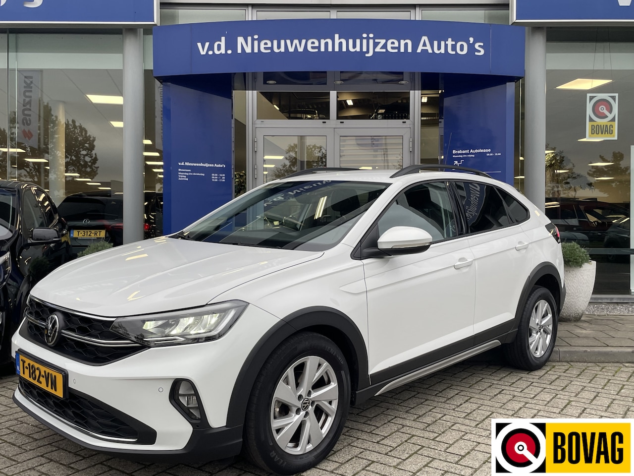 Volkswagen Taigo - 1.0 TSI Life Business | Parkeersensoren | Lane assist | - AutoWereld.nl