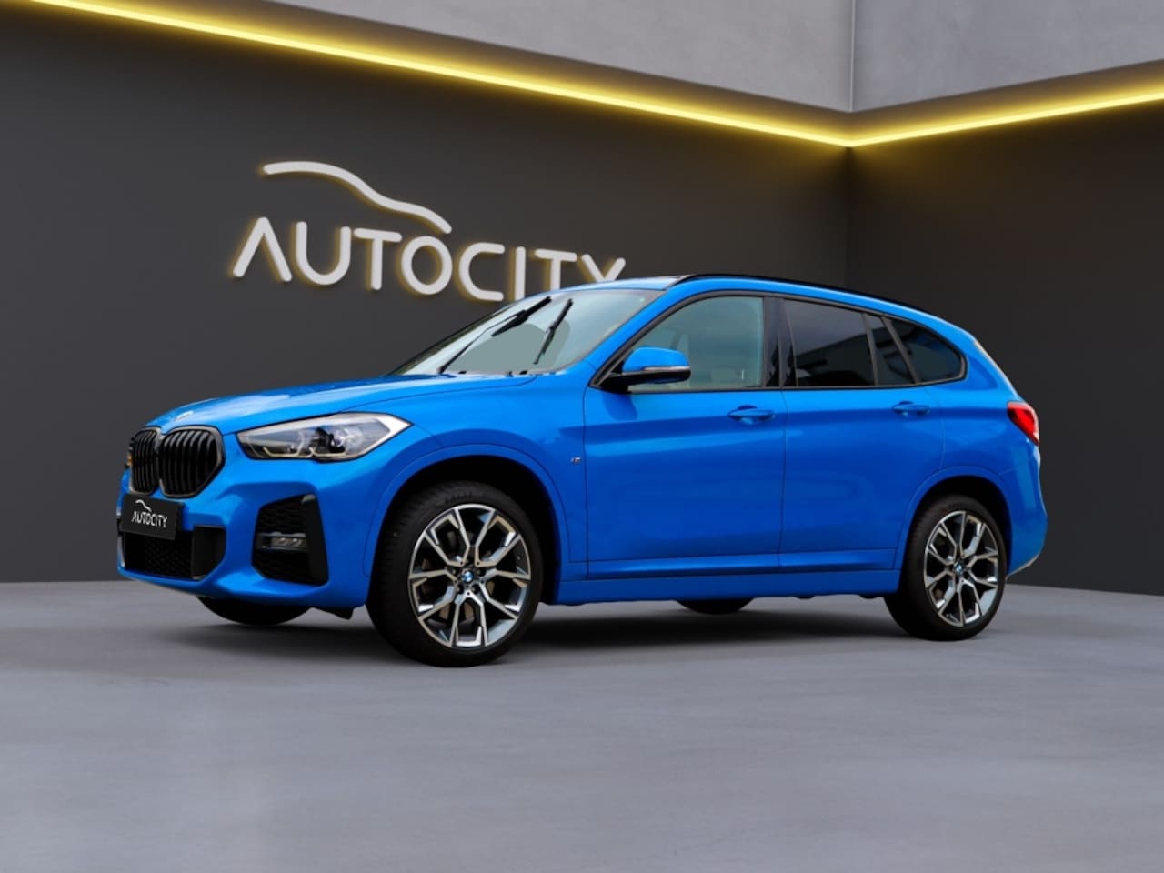BMW X1 - sDrive 20i M Sport Pano l Memory l Trekhaak l VOL OPTIES - AutoWereld.nl