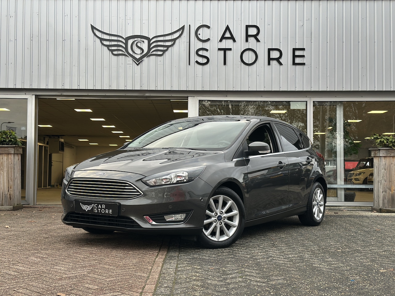 Ford Focus - 1.0 EcoBoost Titanium Business |CAMERA|ST+STUUR VWM|CRUISE|CLIMA - AutoWereld.nl