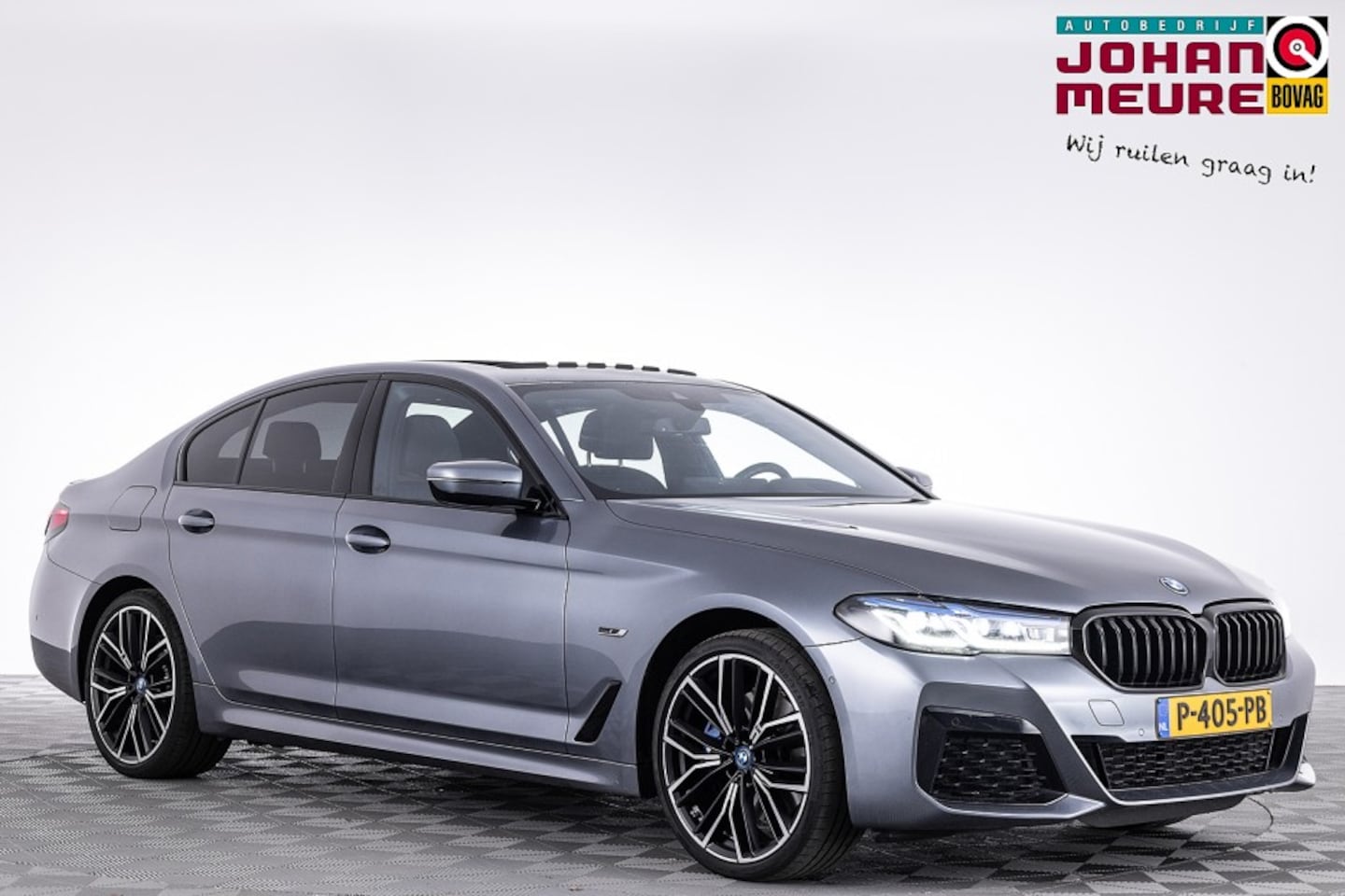 BMW 5-serie - 520 e Business Edition Plus M-Sport | SCHUIFDAK | LEDER | harman/kardon ✅ 1e Eigenaar - AutoWereld.nl