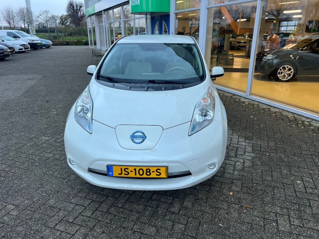 Nissan LEAF - Acenta 30 kWh, HANDEL/EXPORT B2B BATTERIJ NIET 100% - AutoWereld.nl