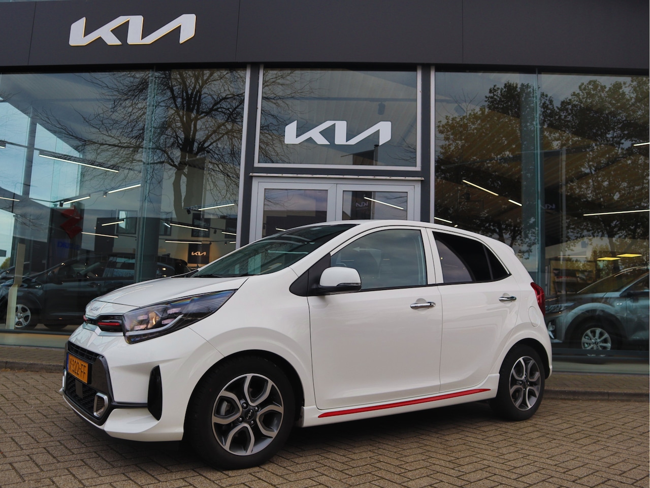 Kia Picanto - 1.0 DPi GT-Line Apple Carplay/Android Auto | Navigatie | Camera - AutoWereld.nl