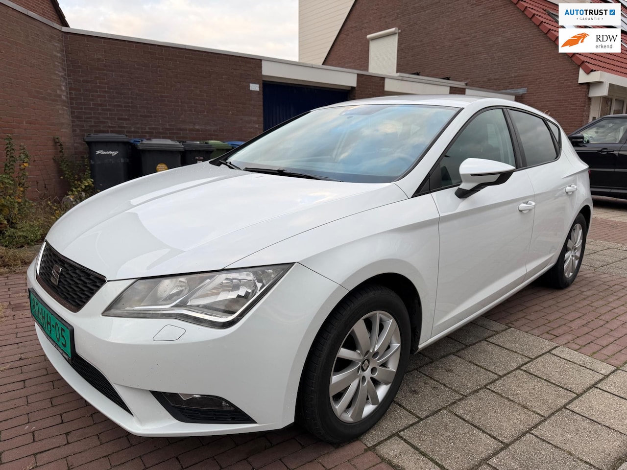 SEAT Leon - 1.2 TSI Style Business 1.2 TSI Style Business - AutoWereld.nl