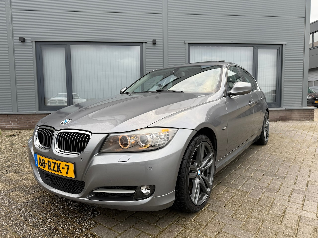 BMW 3-serie - 335xi Luxury Line // 306 PK // HAND BAK // Org NL // 189DKM NAP - AutoWereld.nl