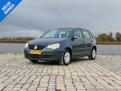 Volkswagen Polo - 1.2 Optive*70.000KM*5Deurs|Airco|NAP