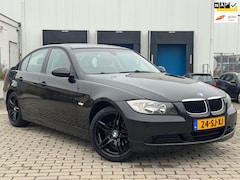 BMW 3-serie - 320i High Executive inruilkoopje