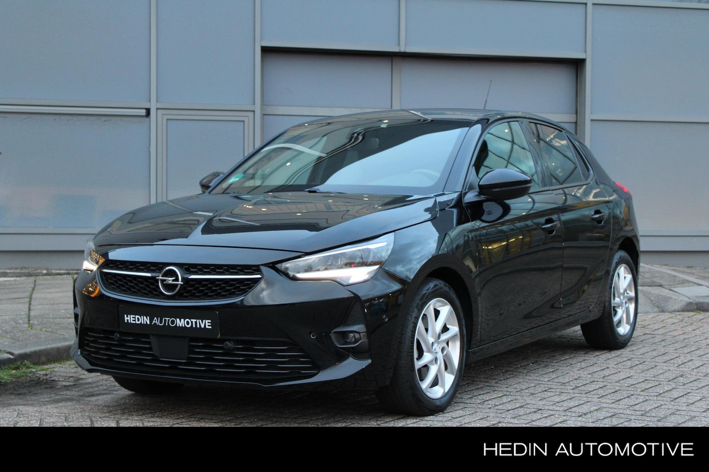 Opel Corsa - 1.2 GS Line Navigatie | Parkpilot & Camera |Zicht en lichtpakket - AutoWereld.nl