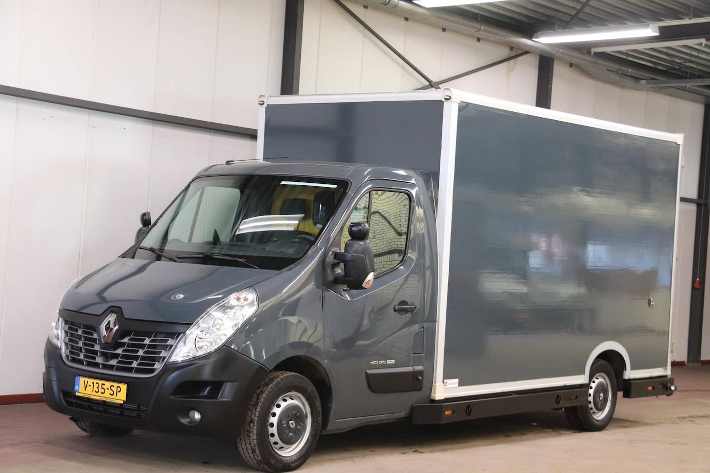 Renault Master - 170PK AUTOMAAT LOWLINER VERKOOPWAGEN PAARDENWAGEN - AutoWereld.nl