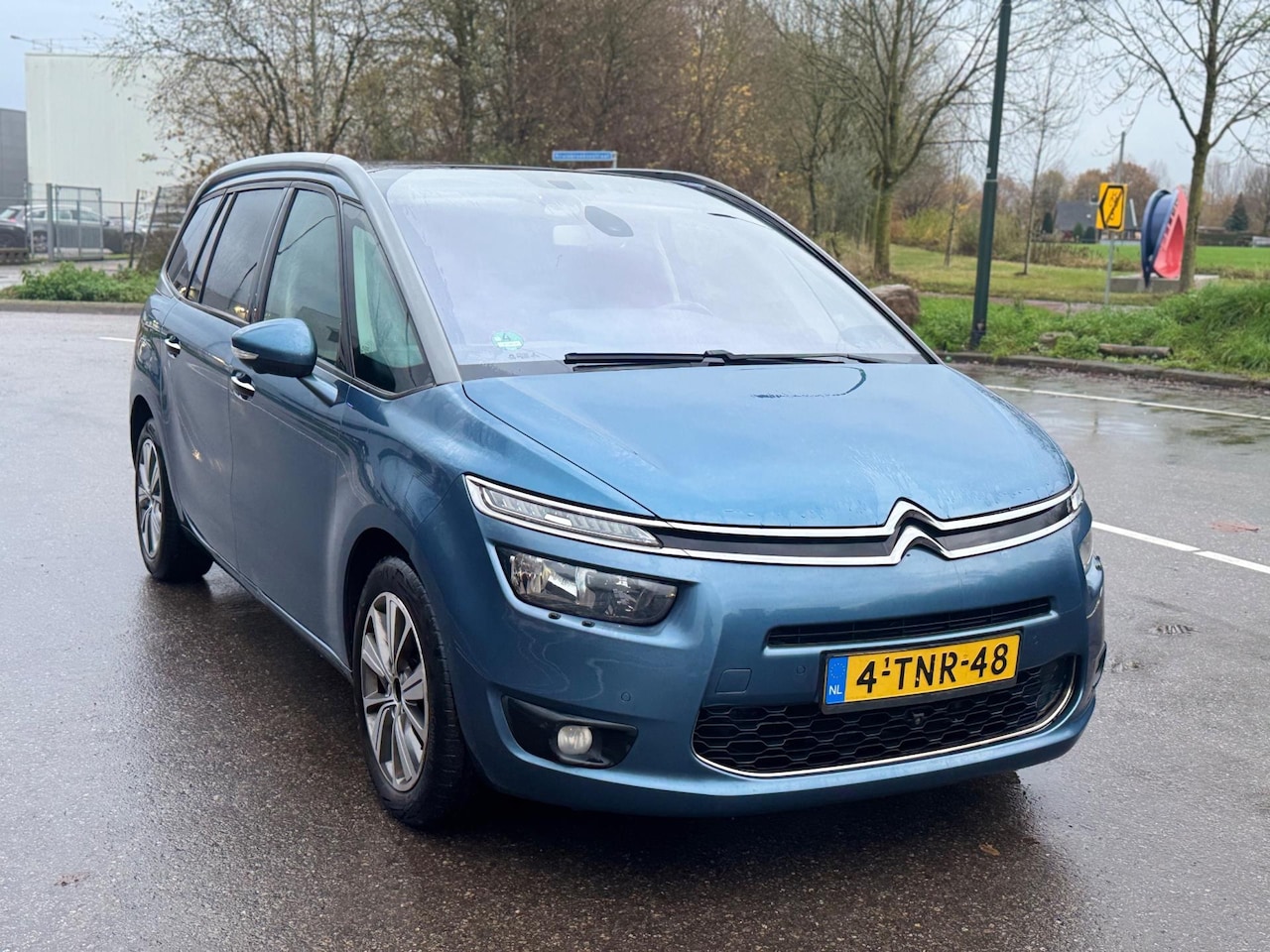 Citroën Grand C4 Picasso - 1.6 HDi Business (bj 2014) 7P PANORAMA|CAMERA|7-SEATS|3D LED - AutoWereld.nl