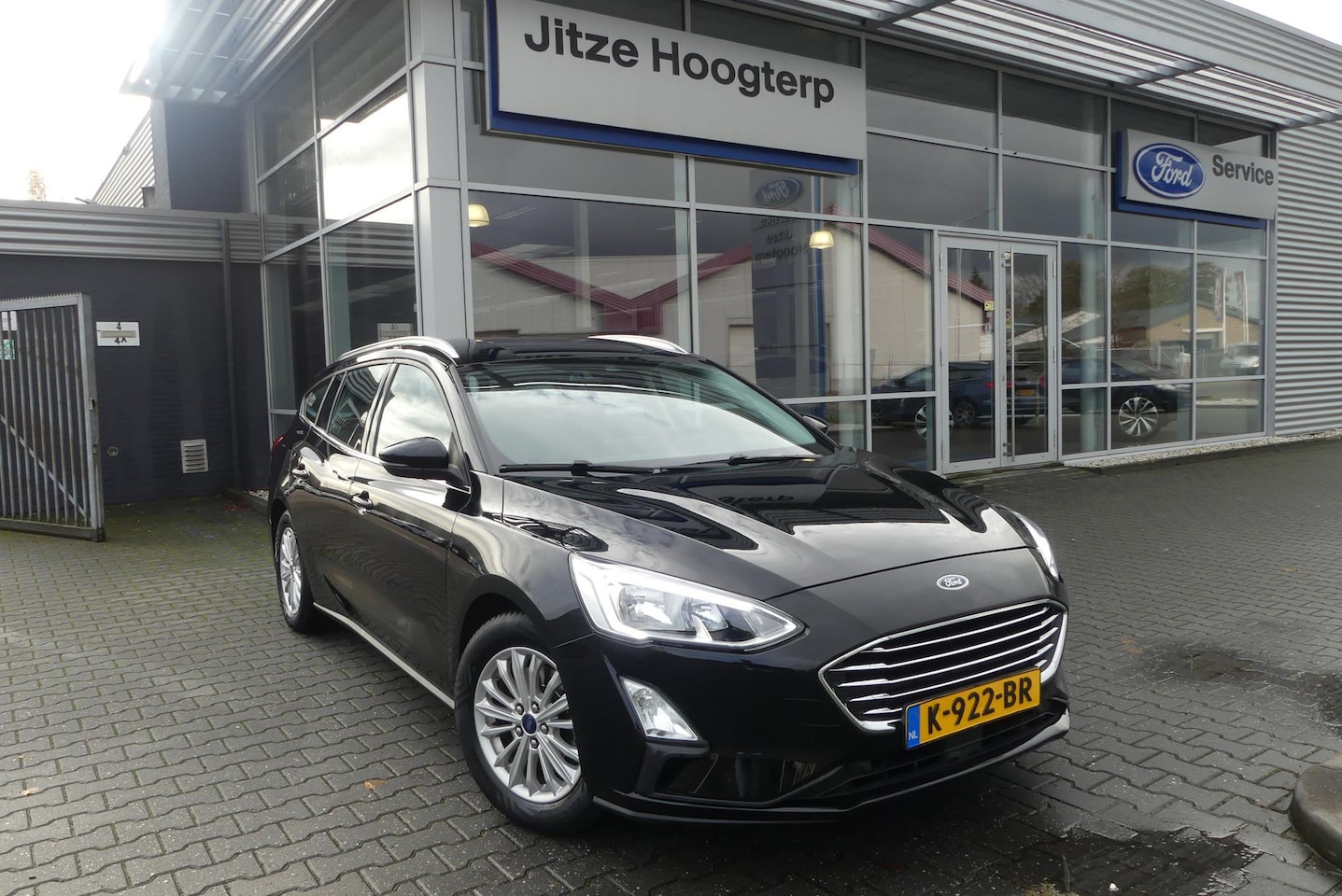 Ford Focus Wagon - 1.0 EcoBoost Titanium Business TREKHAAK (1.000KG), CRUISE, CLIMA, NAVI, PDC V&A, LANE ASSI - AutoWereld.nl