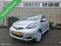 Toyota Aygo - 1.0-12V +