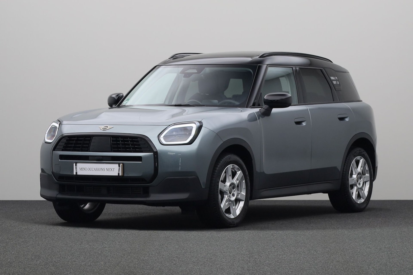 MINI Countryman - 1.5 C Classic | Pakket L | Panoramadak | 360 Camera | Harman kardon | Head-up display | St - AutoWereld.nl