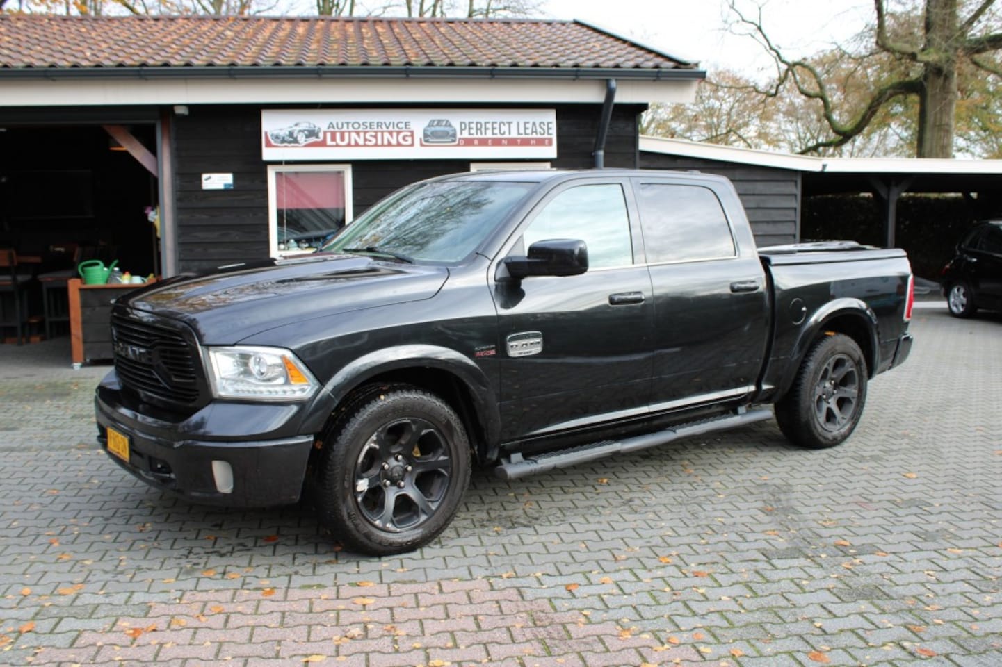 Dodge Ram 1500 - 1500 5.7 HEMI CREWCAB LONGHORN LPG G3 4X4 - AutoWereld.nl