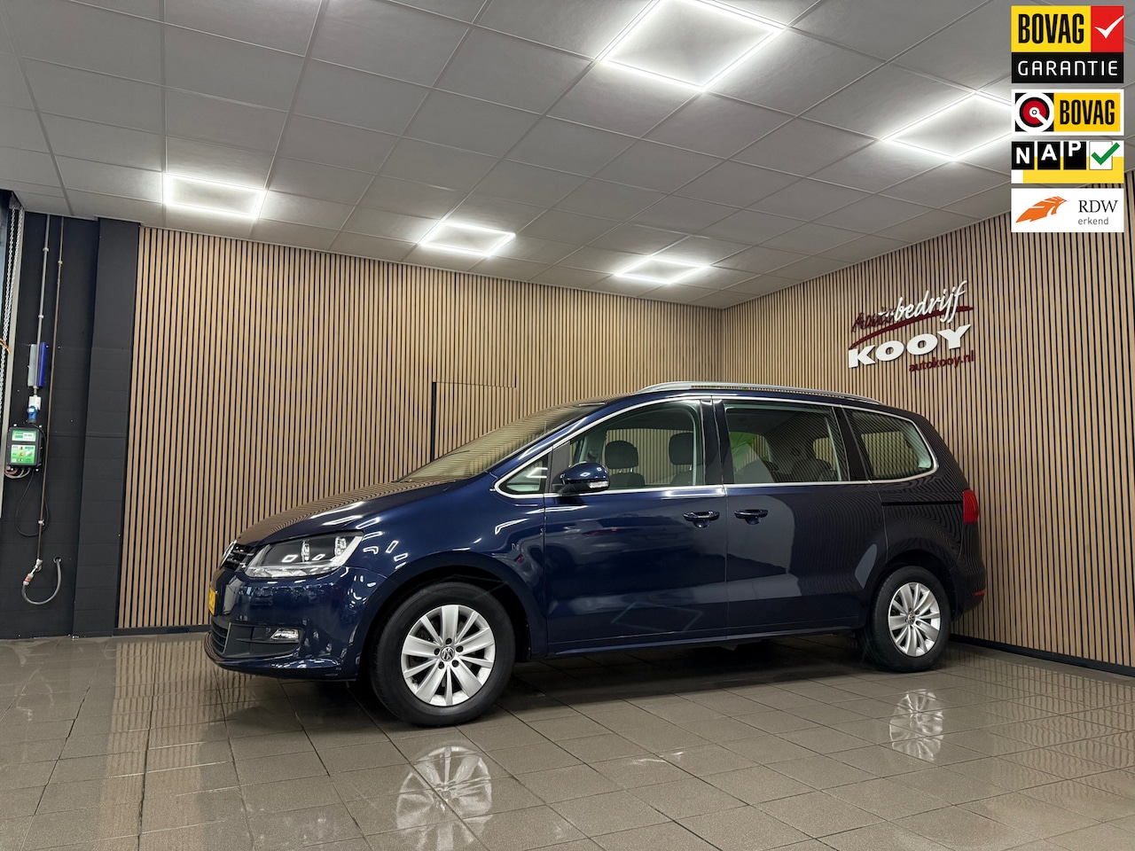 Volkswagen Sharan - 1.4 TSI Comfortline Edition 7p. * Automaat / 7 Persoons / Panoramadak / NL Auto * - AutoWereld.nl