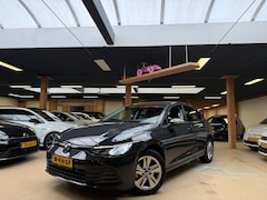 Volkswagen Golf - 8 1.5 TSI Life Navi Airco Cruise Control