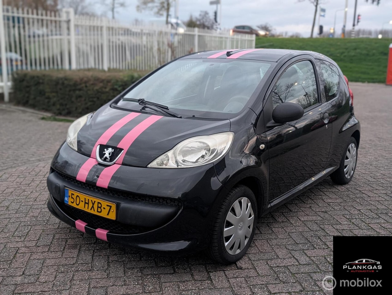 Peugeot 107 - 1.0-12V Sublime / Leuke uitstraling! - AutoWereld.nl
