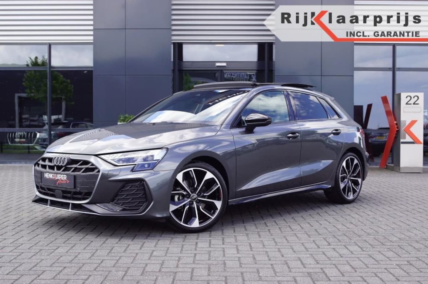 Audi A3 Sportback - Sportback 35 TFSI S-Tronic S-Line facelift/ Panodak/ 19Inch LM/Camera - AutoWereld.nl