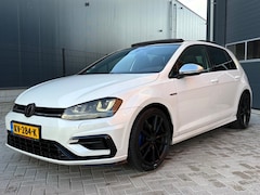 Volkswagen Golf - Golf R AUTOMAAT / PANORAMA DAK / CAMERA