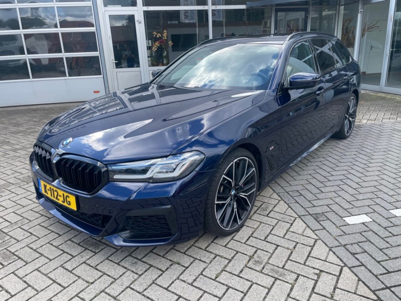 BMW 5-serie Touring - 530i Touring X drive M sport - AutoWereld.nl