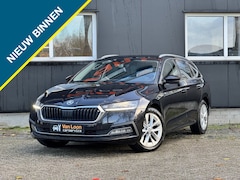 Skoda Octavia Combi - 1.0e-TSI Automaat Bus Ed Plus/Trekhaak uitklapbaar/Camera/Stoelv