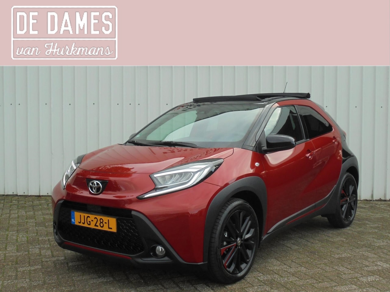 Toyota Aygo X - 1.0 VVT-i AUTOMAAT CABRIODAK CLIMATE CONTROL - AutoWereld.nl