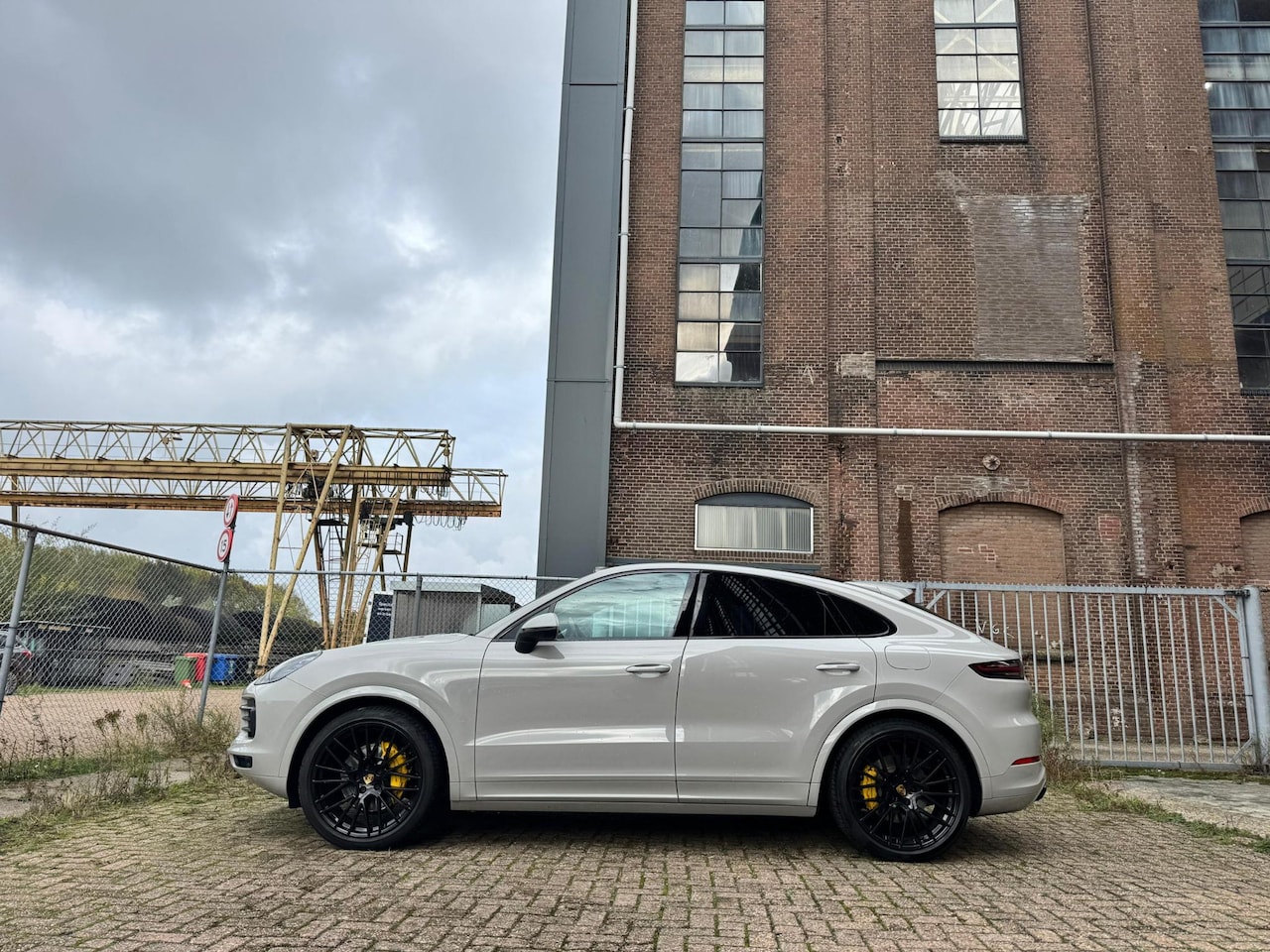 Porsche Cayenne Coupé - 3.0 E-Hybrid 3.0 E-Hybrid - AutoWereld.nl