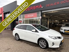 Toyota Auris Touring Sports - 1.8 Hybrid Executive DEALERONDERHOUDEN * VEEL OPTIES * 1 EIGENAAR * NIEUWE APK