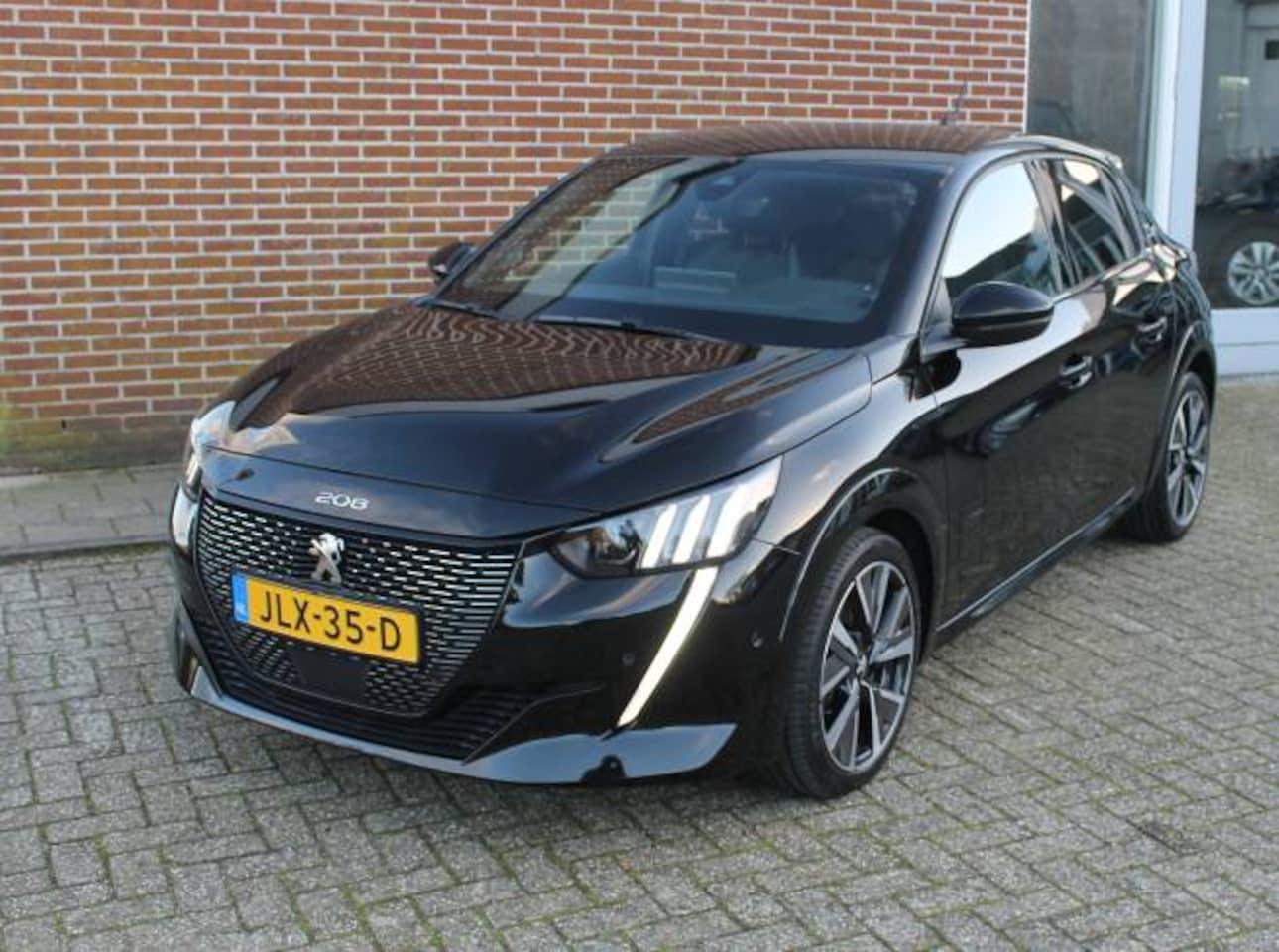 Peugeot 208 - 1.2 PureTech 130pk EAT8 GT