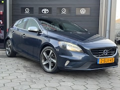 Volvo V40 - 1.6 D2 R-Design - 2e Eigenaar - TopStaat - Navi - Cruise - Stoel verwarming