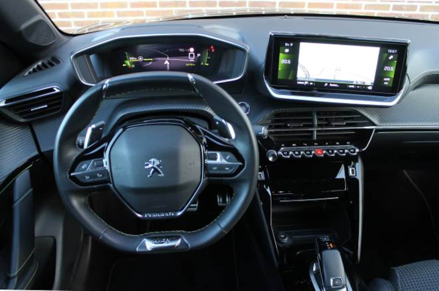 Peugeot 208 - 1.2 PureTech 130pk EAT8 GT