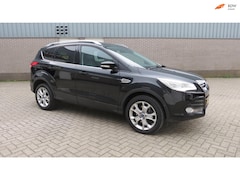 Ford Kuga - 1.6 Titanium Plus 4WD