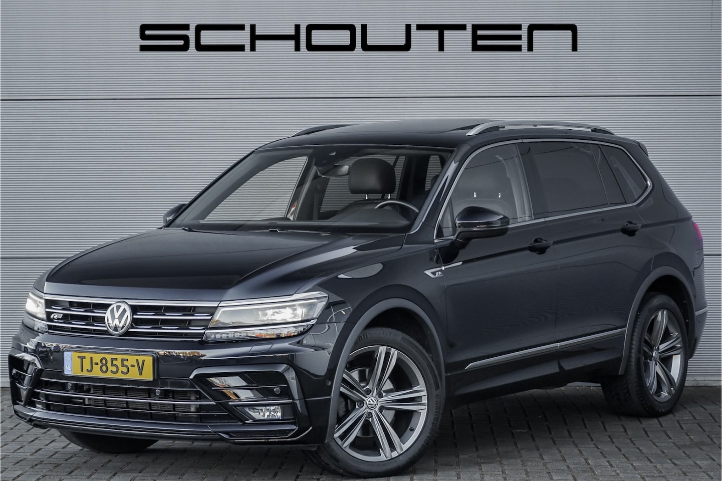 Volkswagen Tiguan Allspace - 1.4 TSI Highline Business R 7Pers Pano Trekhaak Camera - AutoWereld.nl